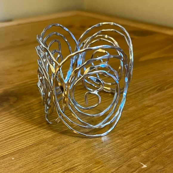 Silver tone hammered swirl statement cuff with open back 7” - Picture 6 of 8